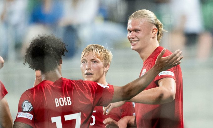 Haaland (right) celebrates with his teammates after making it 3-0 for Norway in their 4-0 win over hosts Cyprus in Group A of the Euro 2024 qualifiers. Photo: X / @nff_landslag