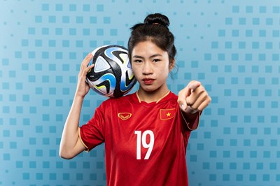 World Cup 2023: Cầu thủ nữ Việt Nam “cực ngầu” qua ống kính của FIFA