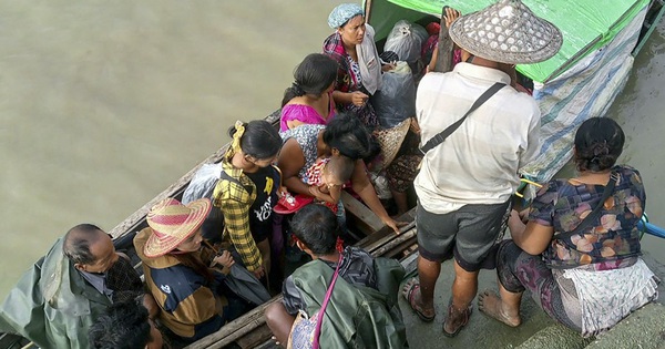 Rebels seize town after fierce clashes with Myanmar military?