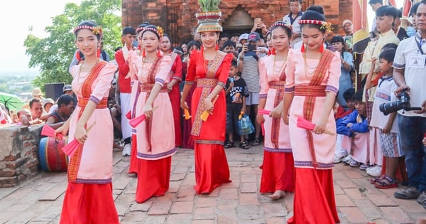 참족의 활기찬 케이트 축제