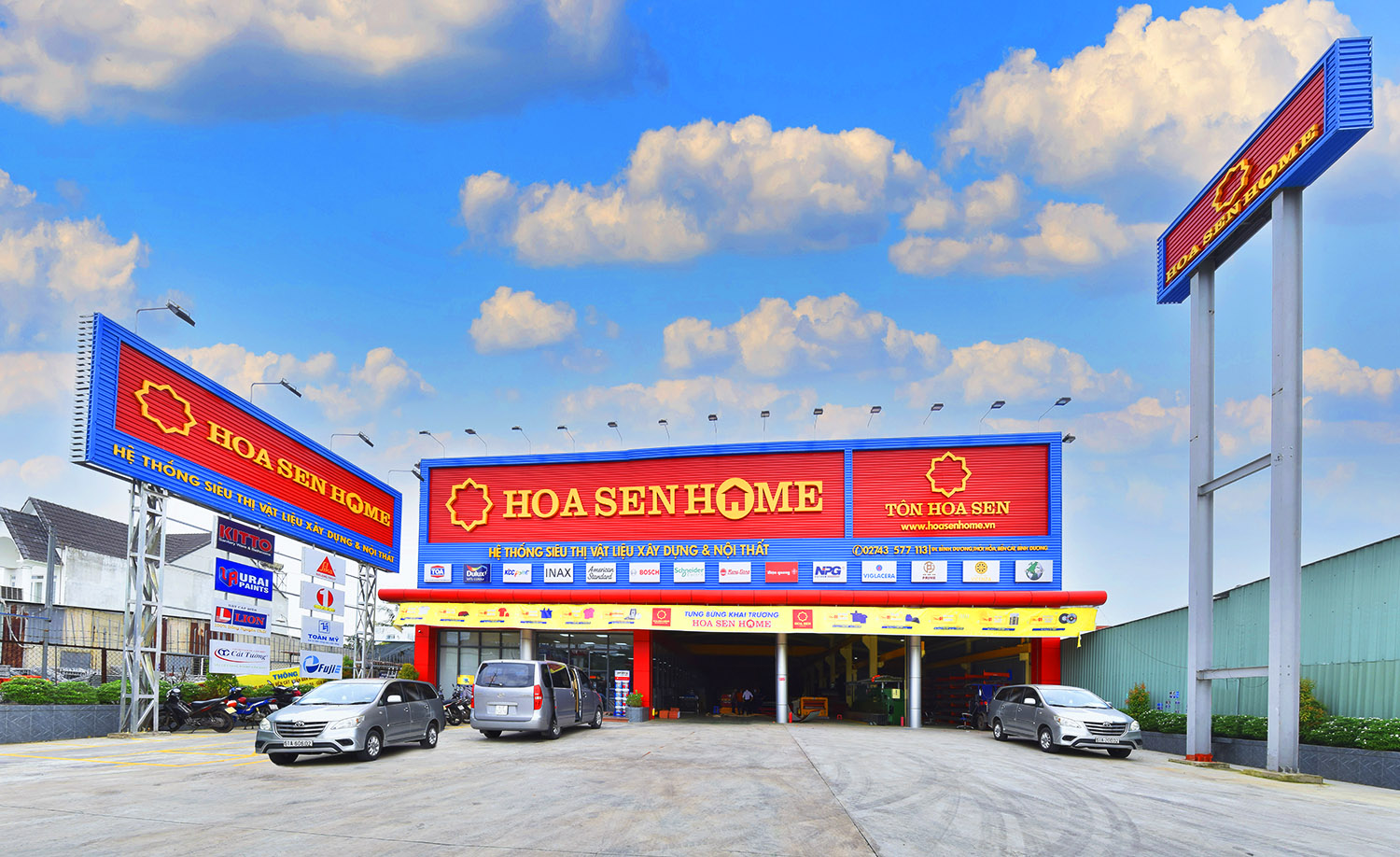 HOA SEN GROUP IS LOOKING FOR PARTNERS TO COOPERATE IN DEVELOPING HOA SEN HOME SUPERMARKET SYSTEM