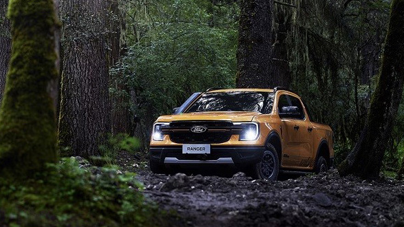 Представляем Ford Ranger 2024 года по цене около 8973 миллионов донгов, модель 3