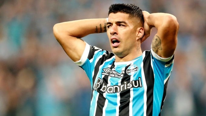 Luis Suarez trong màu áo Gremio. Ảnh: EPA