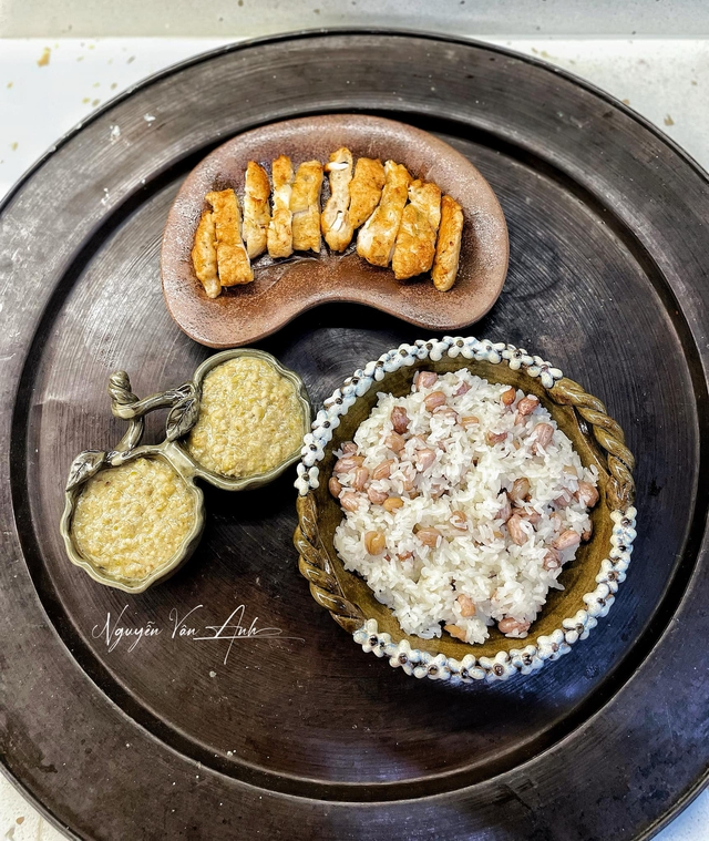 Bỏ qua muối vừng, làm ngay chẻo lạc chấm xôi cực lạ mà ngon, xôi đồ bao nhiêu cũng thành thiếu- Ảnh 7.