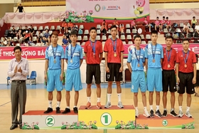 Phu Tho ganó tres medallas en el Campeonato Nacional Individual Sepak Takraw