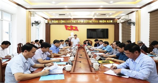 Le Comité central de mobilisation de masse examine la mise en œuvre du travail ethnique dans le district de Muong Lat