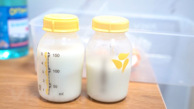 Promoción de la lactancia materna, una práctica que aporta beneficios para la salud de por vida a bebés y niños pequeños. (Foto: PV/Vietnam+)