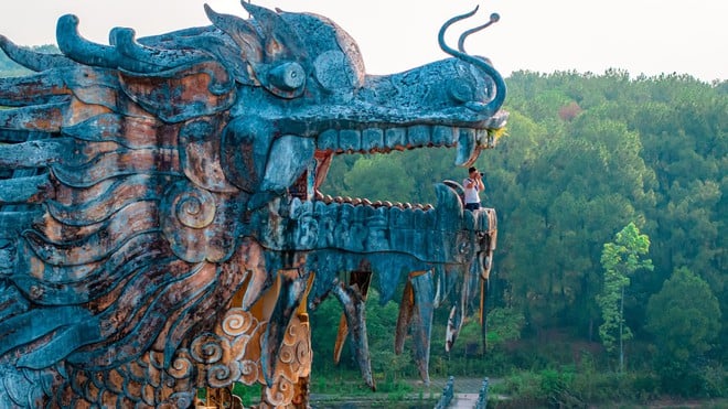 Điểm đến bỏ hoang bị ngăn cấm ở Việt Nam được báo quốc tế ca ngợi- Ảnh 18.