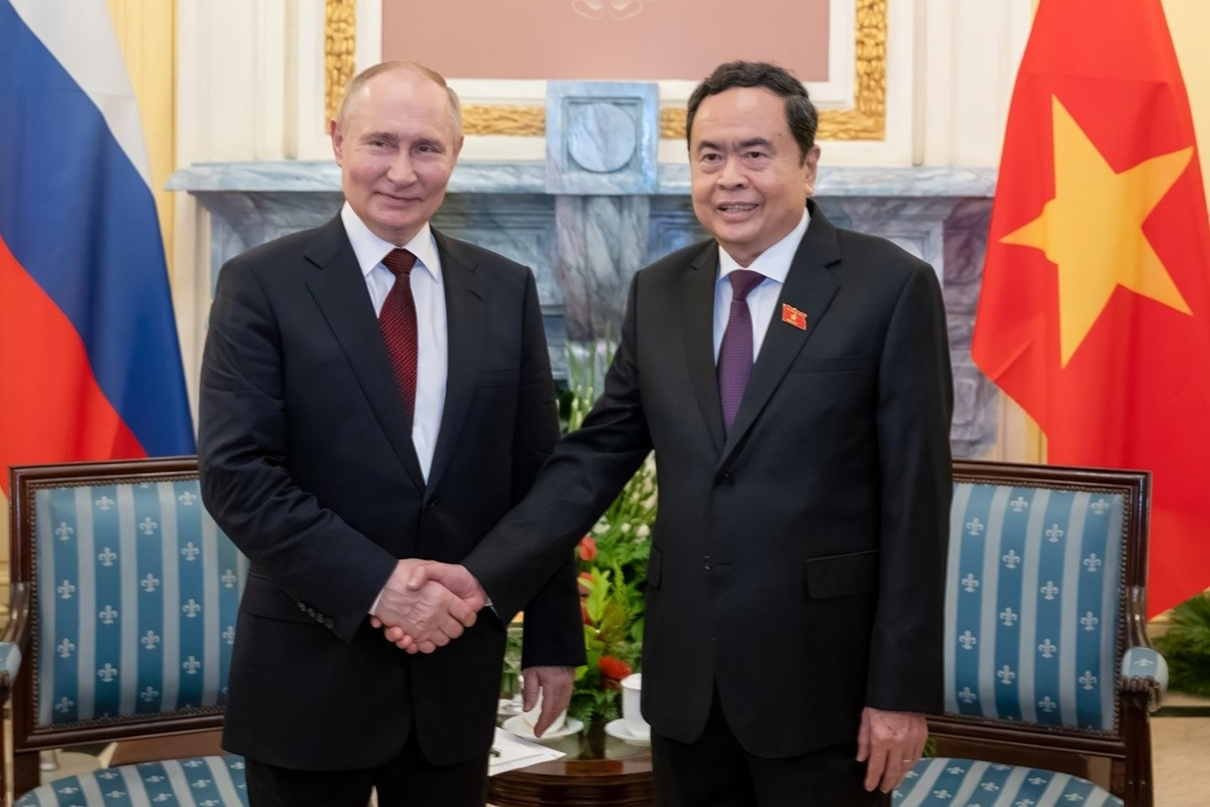 President Putin looks forward to the visit to Russia of National Assembly Chairman Tran Thanh Man