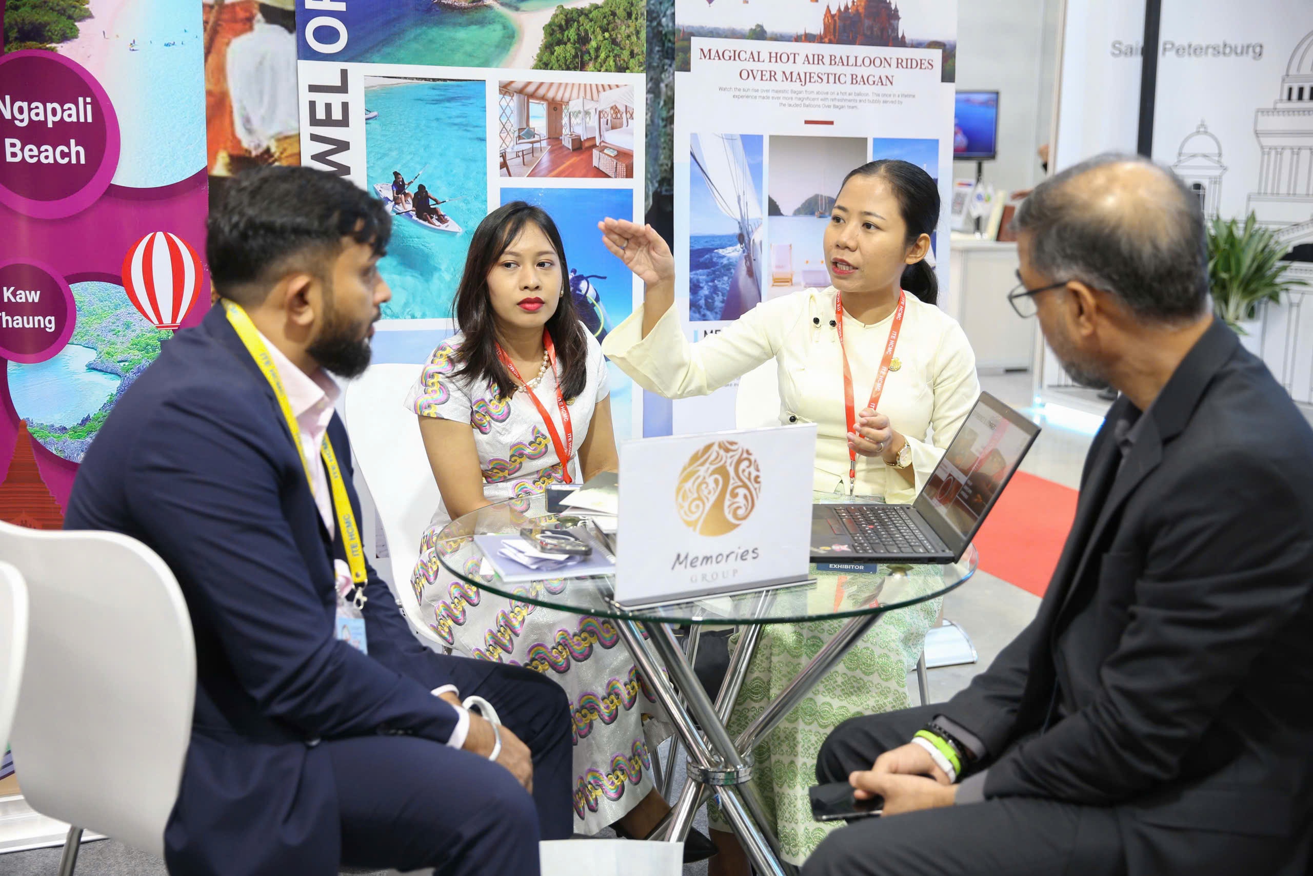 Săn vé máy bay, tour giảm giá 