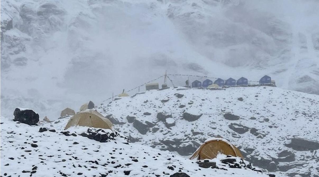 nepal 5 nguoi mat tich do lo tuyet khi dang di tim than duoc hinh 1