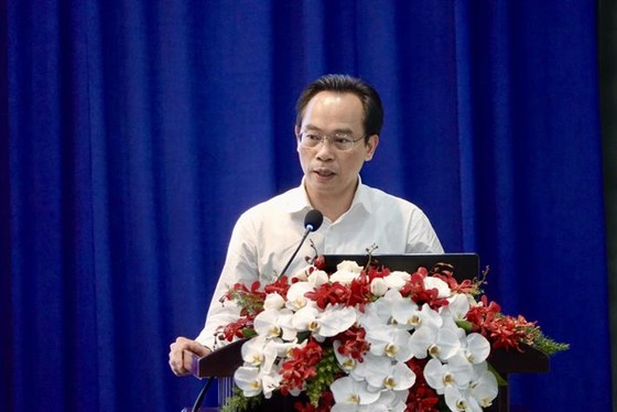 Vizeminister Hoang Minh Son hielt auf der Konferenz eine Abschlussrede. Foto: Ministerium für Bildung und Ausbildung