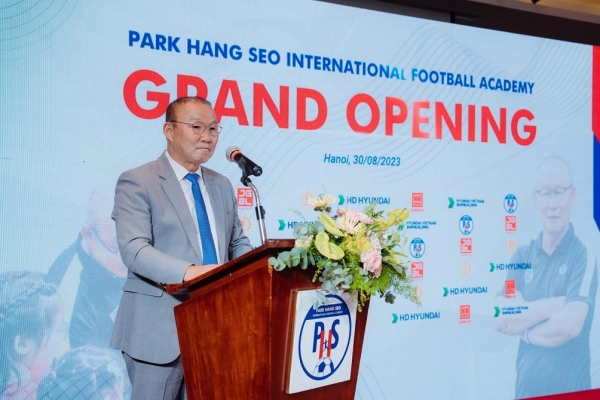 La Fédération malaisienne de football révèle des négociations avec l'entraîneur Park Hang Seo