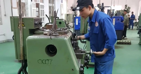 Học xong nhưng chưa biết bao giờ mới được thi tốt nghiệp