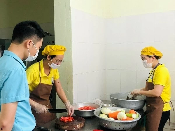 Hà Nội kiểm tra đột xuất công tác an toàn thực phẩm tại các trường