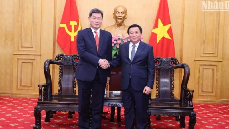 Vietnam and South Korea continue to promote comprehensive strategic partnership