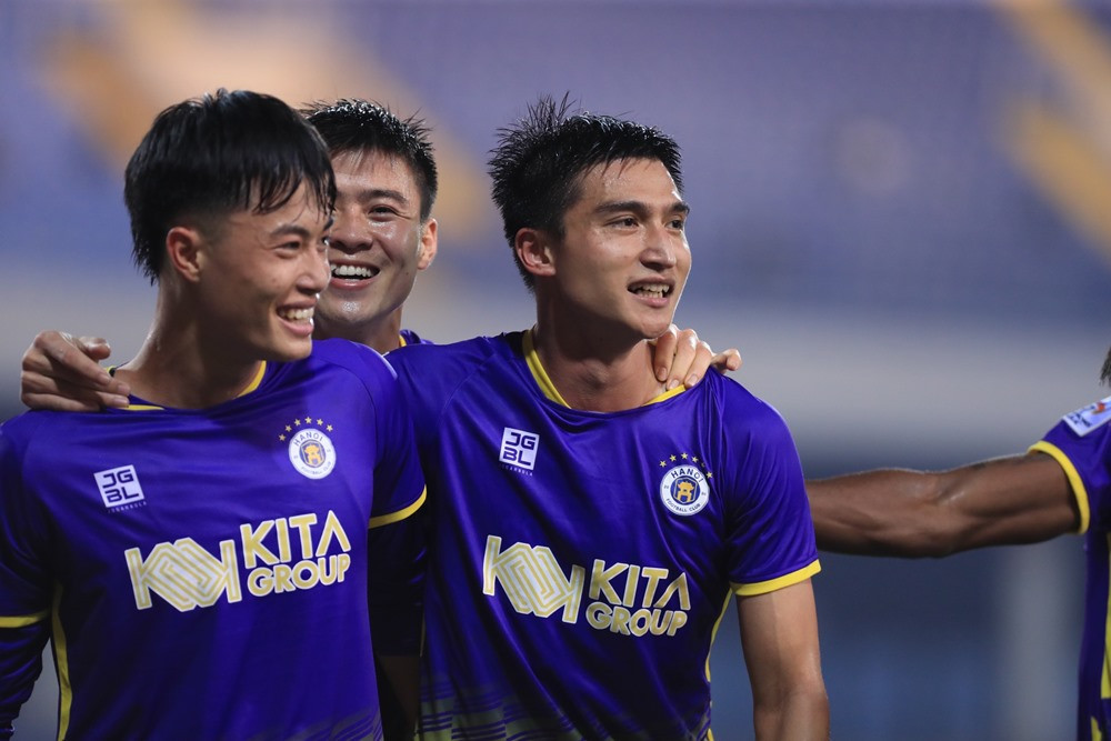 Đánh bại đương kim vô địch, CLB Hà Nội ngẩng cao đầu rời AFC Champions League - Ảnh 2.