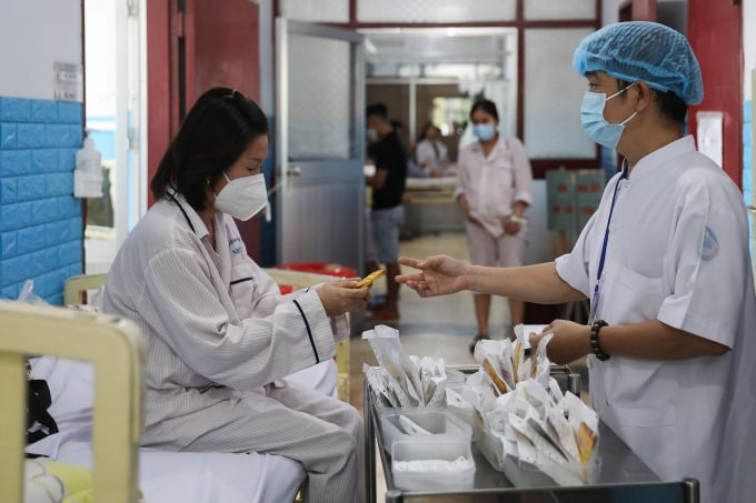 Behandlung von Denguefieber im Krankenhaus für Tropenkrankheiten in Ho-Chi-Minh-Stadt. Foto: Quynh Tran