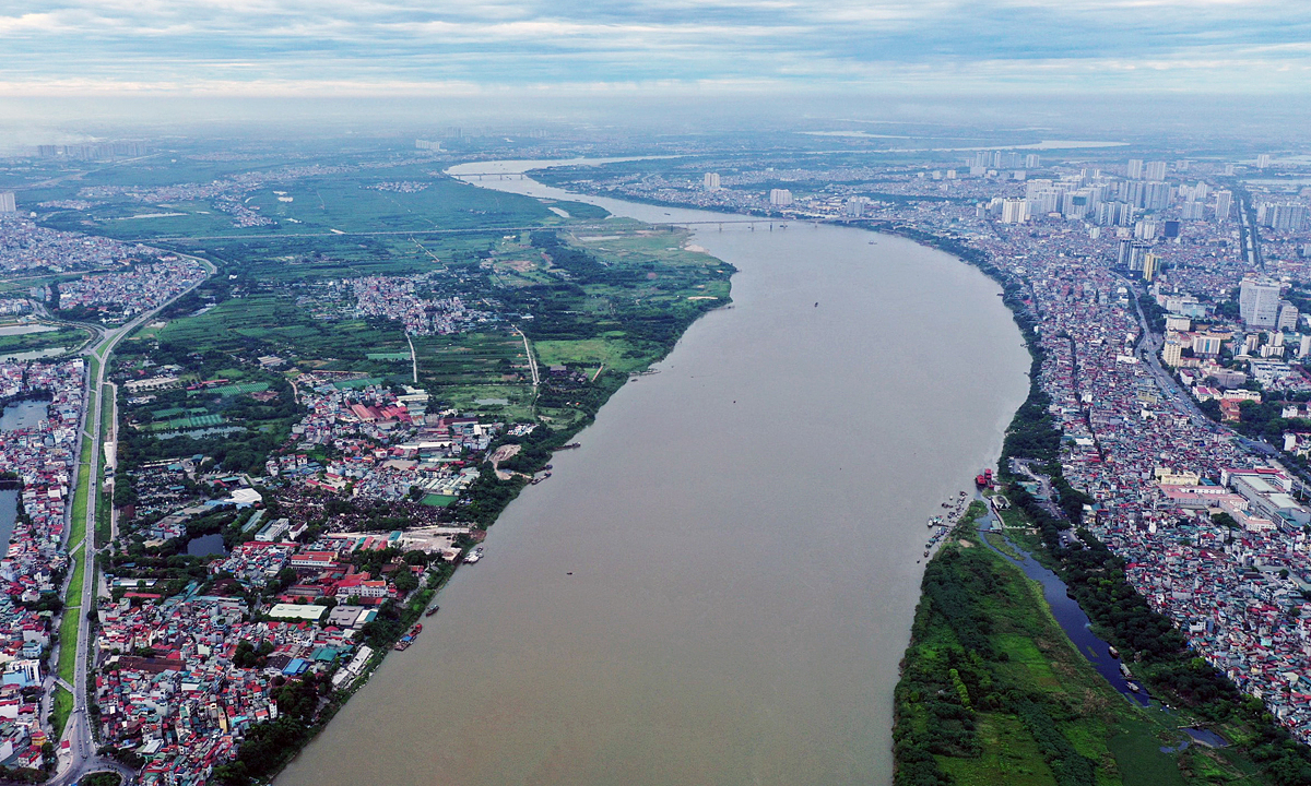 វៀតណាម​នឹង​សាកល្បង​ធ្វើ​អាជីវកម្ម​លើ​អាង​ធ្យូងថ្ម​ទន្លេ​ក្រហម​មុន​ឆ្នាំ​២០៤០