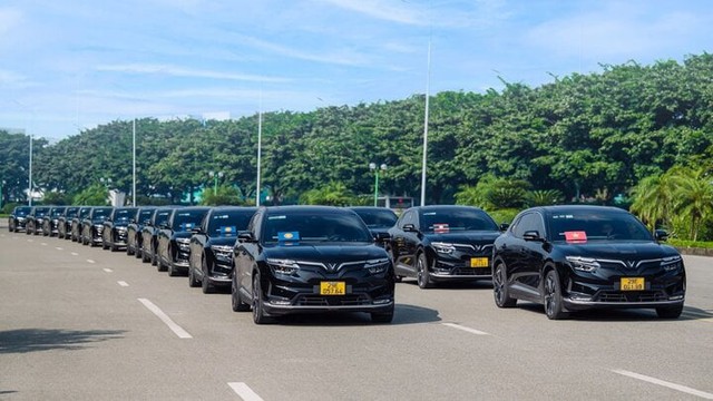 El coche eléctrico VinFast VF 8 se convierte en un vehículo para la Conferencia Ministerial de la ASEAN.