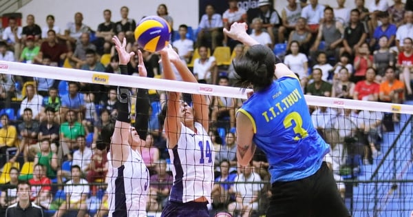 Beating Indonesia in a 'breathtaking' victory, the Vietnamese team was crowned champions of the Asian Volleyball Challenge Cup