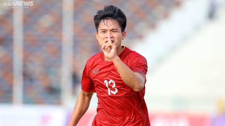 Easily defeating U22 Myanmar, U22 Vietnam won the bronze medal of SEA Games 32 - 2