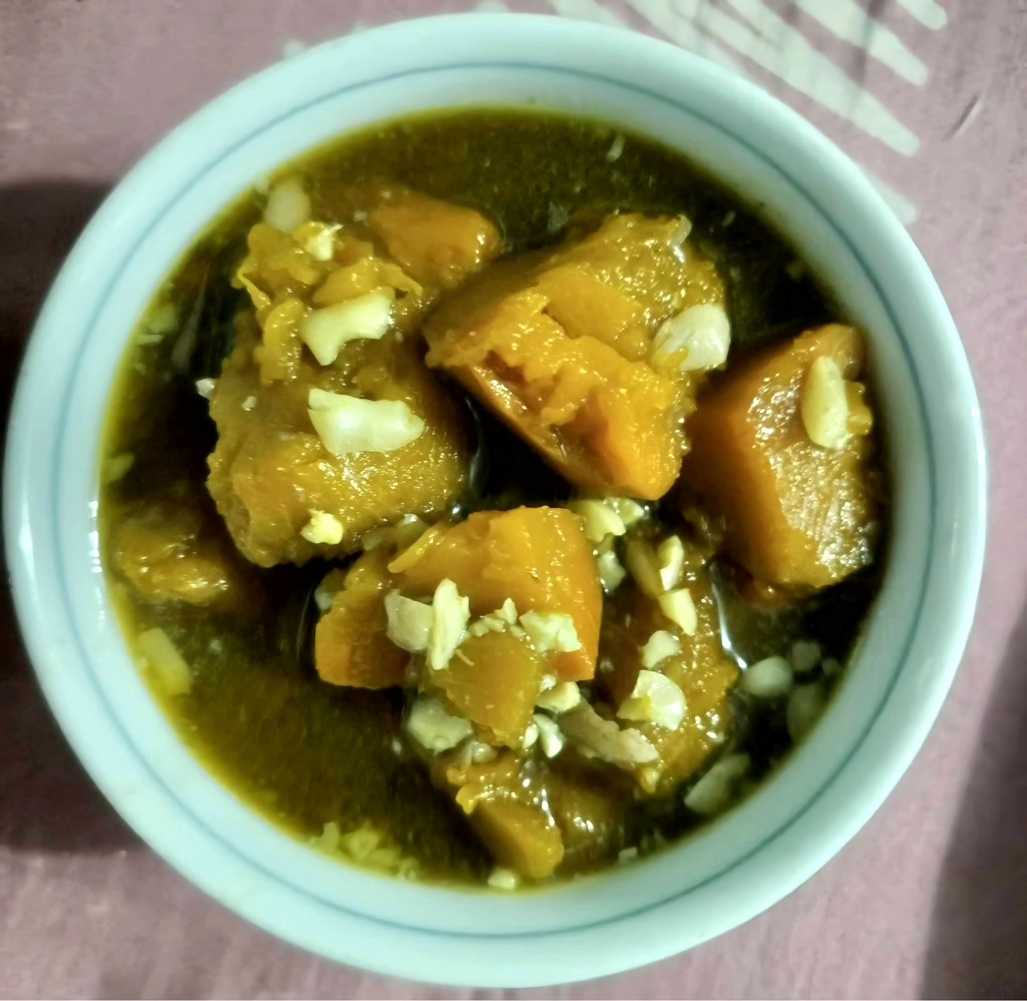 Hương vị quê hương: Canh bí đậu đường - Ảnh 1.