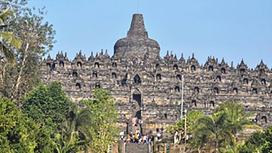 Buddhistischer Monumentenkomplex Borobudur in Yogyakarta