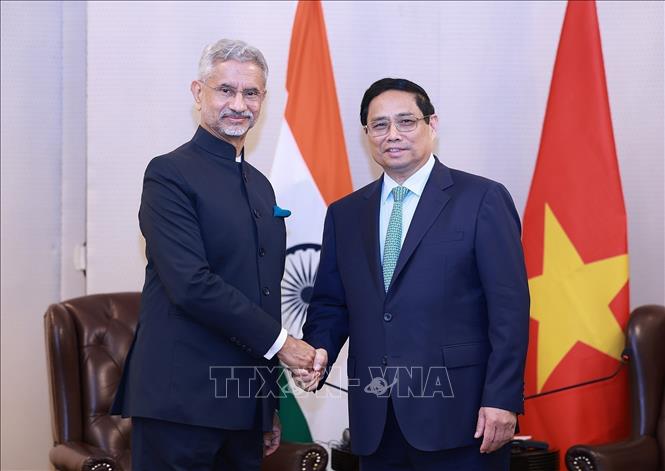 Prime Minister Pham Minh Chinh receives Indian Foreign Minister