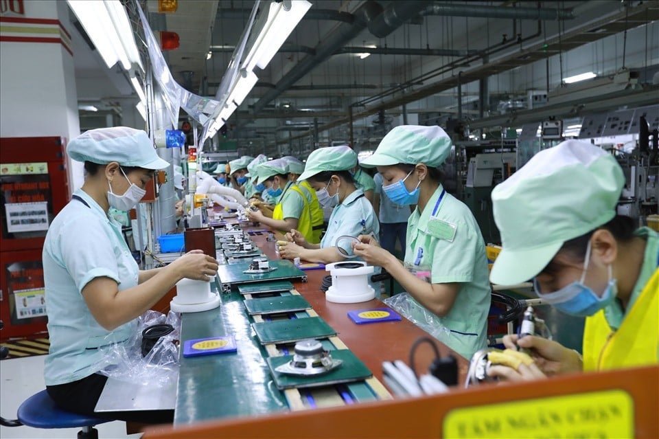 Ngày nghỉ hàng tuần có bắt buộc phải vào Thứ Bảy, Chủ nhật?