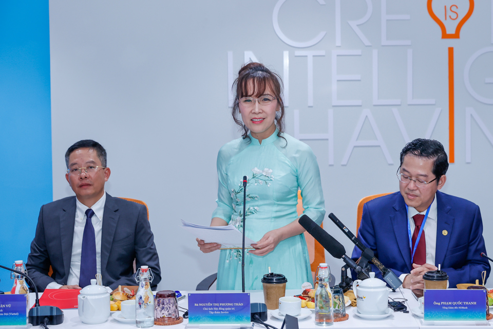 Ms. Nguyen Thi Phuong Thao, Chairwoman of the Board of Directors of Sovico Group, said that in the development plan for the next period, Sovico commits to continue to invest heavily in high-tech, modern projects according to international standards - Photo: VGP/Nhat Bac
