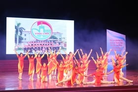 300 femmes cadres et membres participent au festival de danse folklorique « Danse saine et belle »