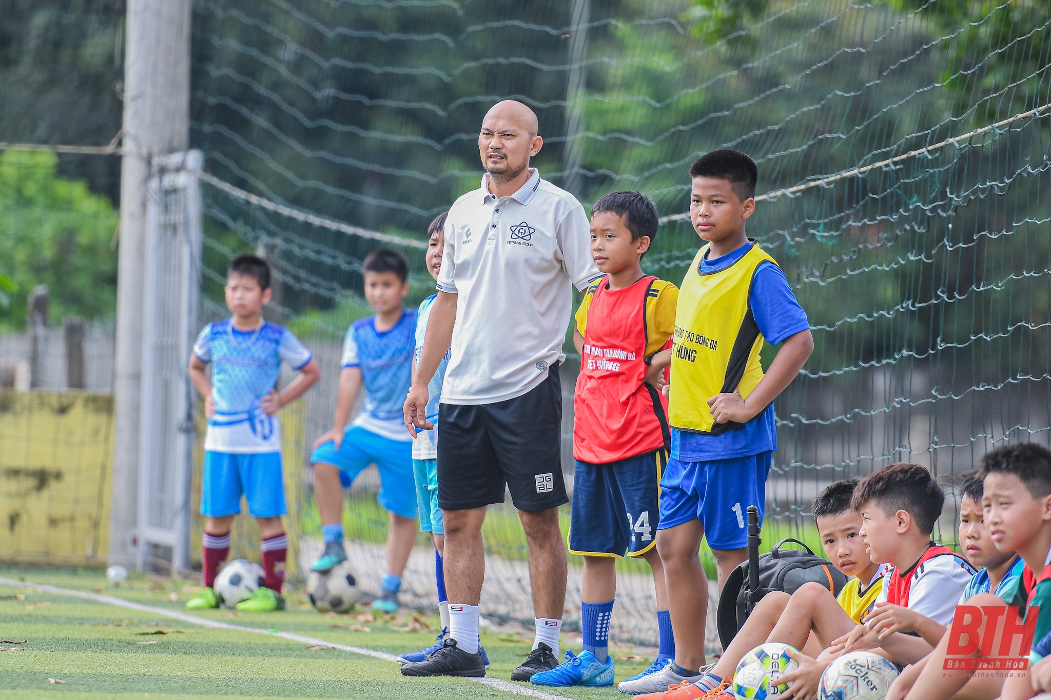 Dong Son, de la categoría Sub 10, aspira a llegar lejos en el Torneo de Fútbol Infantil de la Copa de Periódicos Thanh Hoa 2023