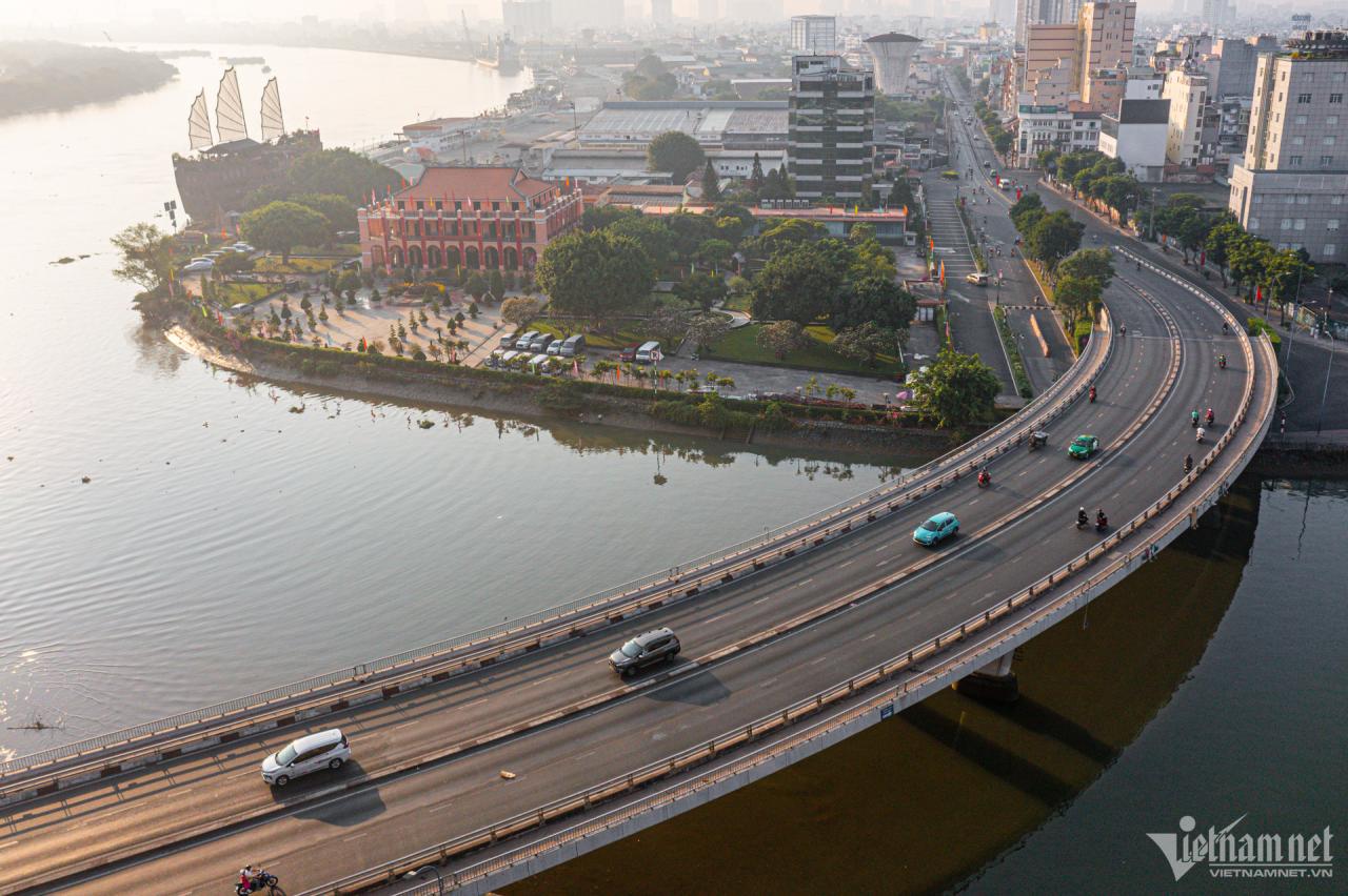 W-tet-nguyen-hue-8-1.jpg