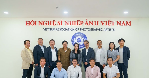 Hiệp hội Nhiếp ảnh gia Thương mại Nhật Bản thăm và làm việc với Hội Nghệ sĩ Nhiếp ảnh Việt Nam