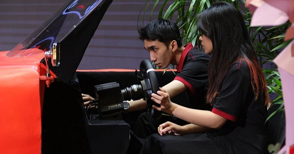 Lancement de la technologie de simulation dans la formation en ingénierie automobile à Da Nang