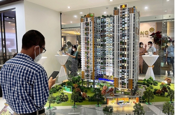 Real estate prices are easy to increase, difficult to decrease, forecasting 2 market scenarios in 2025, new land price list in Hanoi will have a chain effect