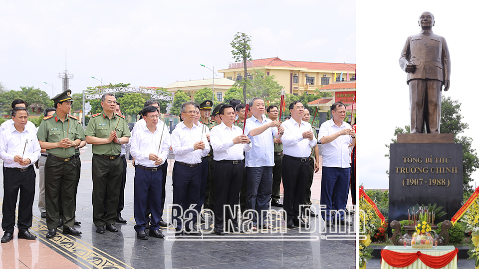Comrades: General To Lam, Politburo member, Minister of Public Security; Nguyen Xuan Thang, Politburo member, Chairman of the Central Theoretical Council, Director of the Ho Chi Minh National Academy of Politics; Pham Gia Tuc, Party Central Committee member, Provincial Party Secretary and leaders offered incense to General Secretary Truong Chinh in Xuan Truong town (Xuan Truong).