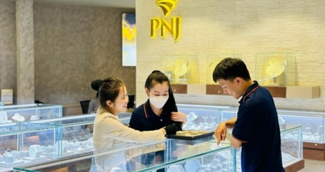 Lợi nhuận sau thuế của PNJ tăng 6,5% trong 4 tháng đầu năm