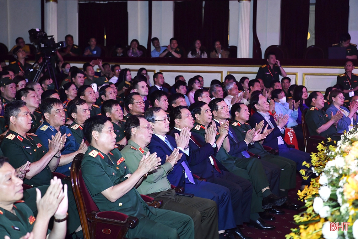 Báo Hà Tĩnh đoạt giải khuyến khích Cuộc thi viết “Bảo vệ nền tảng tư tưởng của Đảng trong tình hình mới”