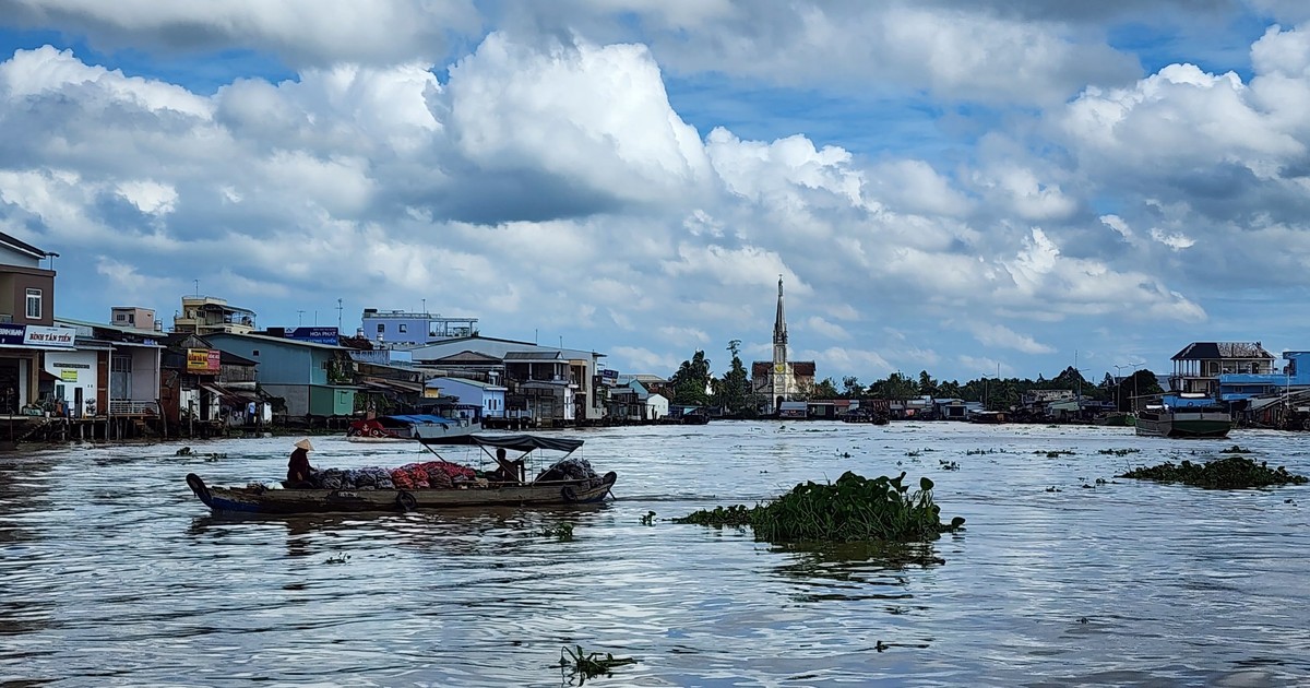 ផ្សារអណ្តែតទឹក Cai Be កំពុងតែរសាត់បាត់ទៅហើយ