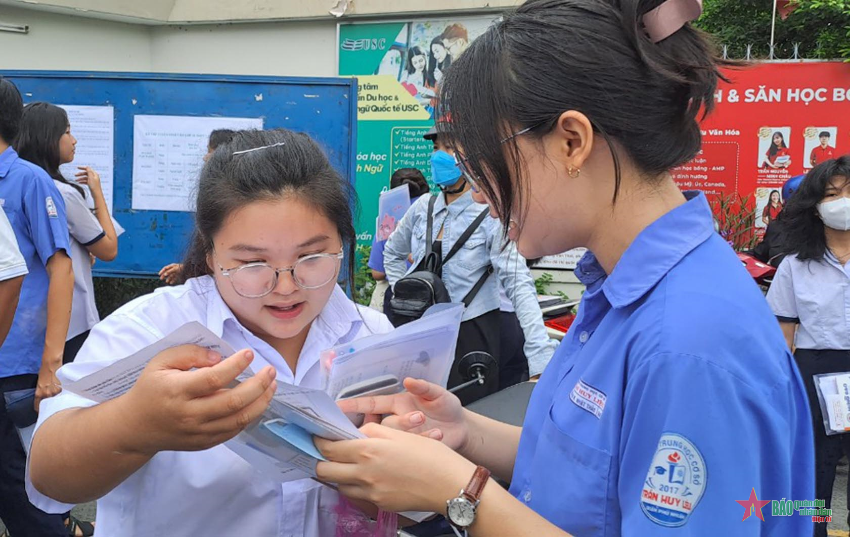 Ho-Chi-Minh-Stadt gibt die Ergebnisse der Aufnahmeprüfung der 10. Klasse für das Schuljahr 2023-2024 bekannt