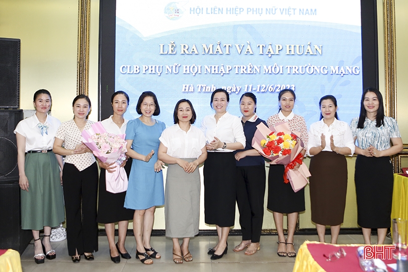 Helping Ha Tinh women integrate into the online environment