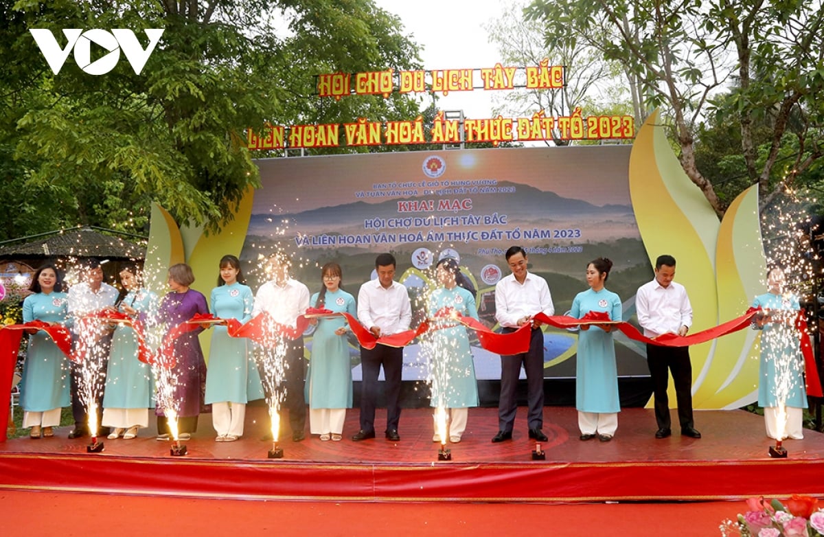 Ouverture du premier festival de culture culinaire au Hung Temple Festival 2023