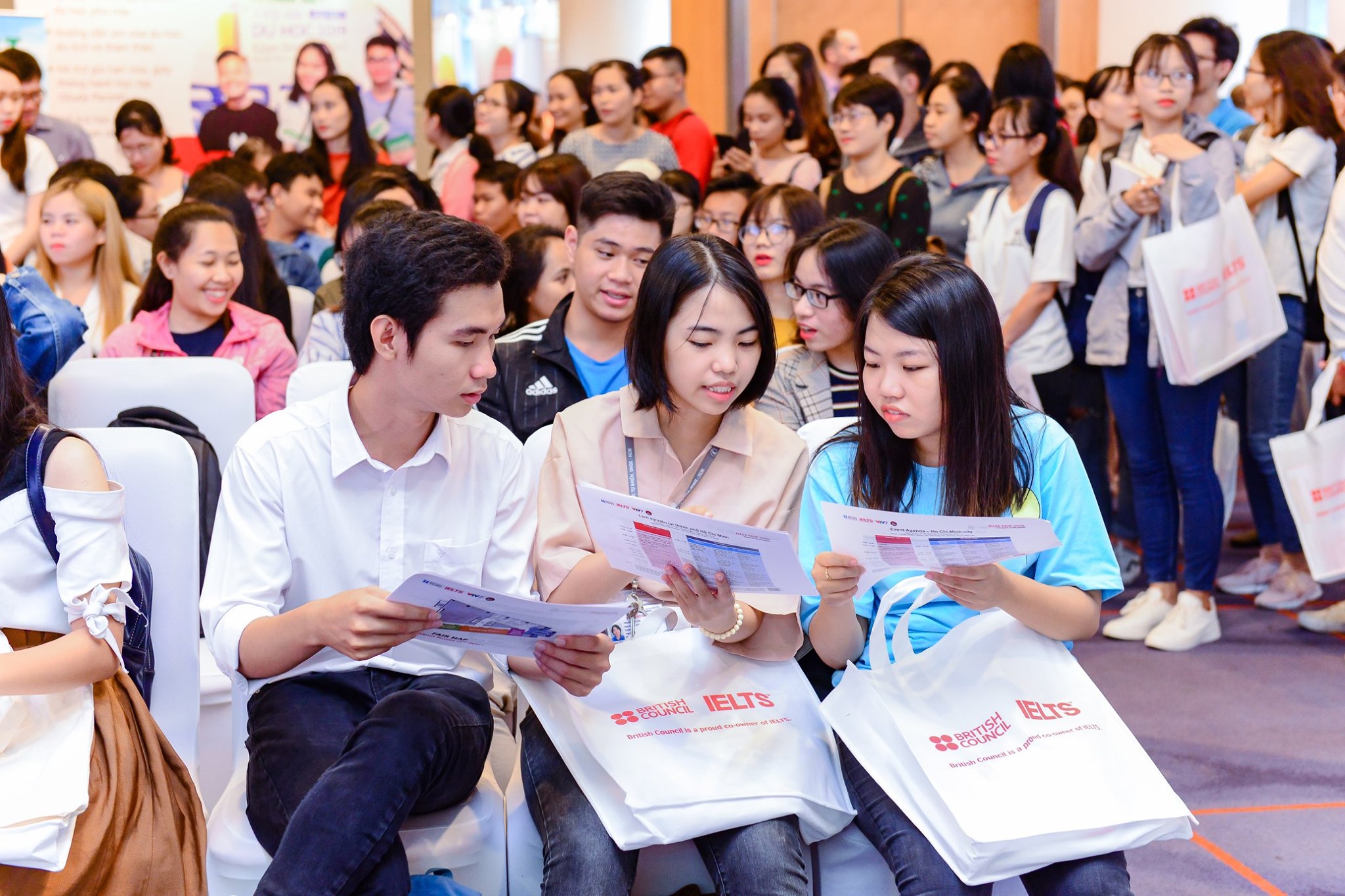 Tổ chức ngày hội IELTS lớn nhất trong năm cho thí sinh sau 4 năm gián đoạn- Ảnh 1.