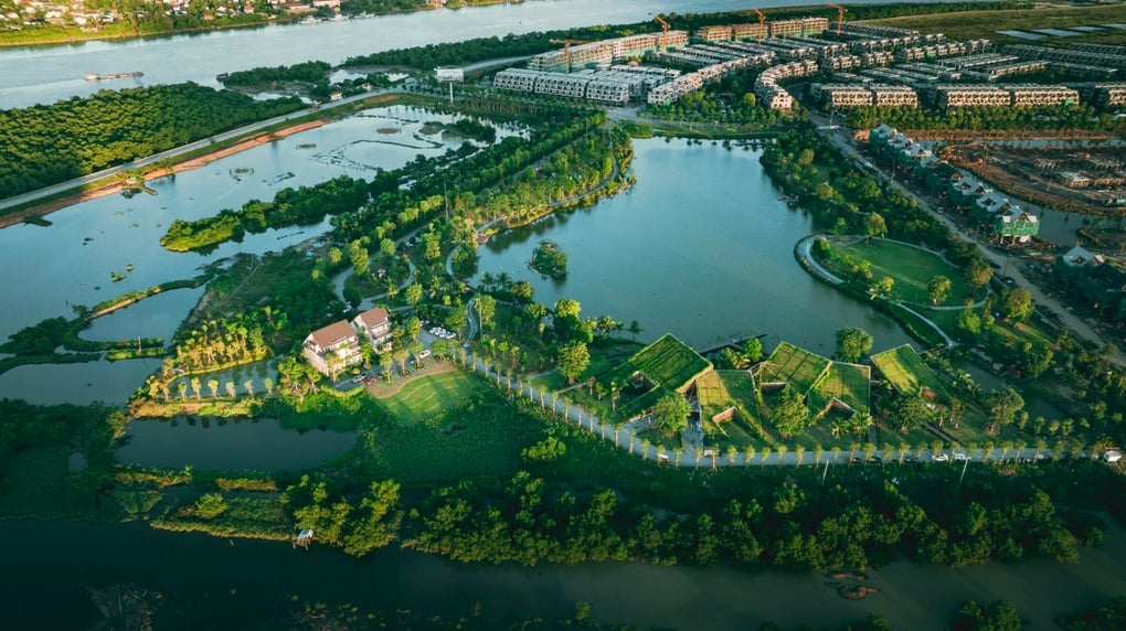 Những cư dân đầu tiên Eco Central Park nhận sổ đỏ - 7