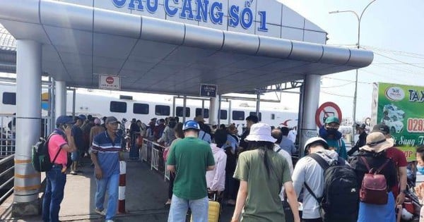 700 passagers bloqués sur l'île de Nam Du ont atteint le continent en toute sécurité