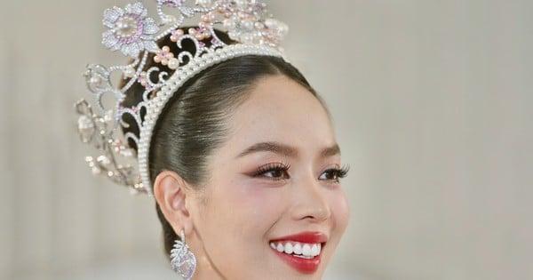 Close-up of Thanh Thuy's beauty