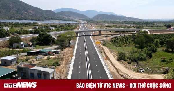 Khánh thành cao tốc Nha Trang - Cam Lâm và Vĩnh Hảo