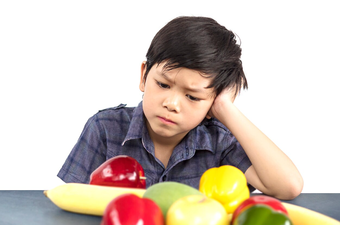 Stress and depression can make children tired, lethargic, and mentally anorexic. Photo: Freepik